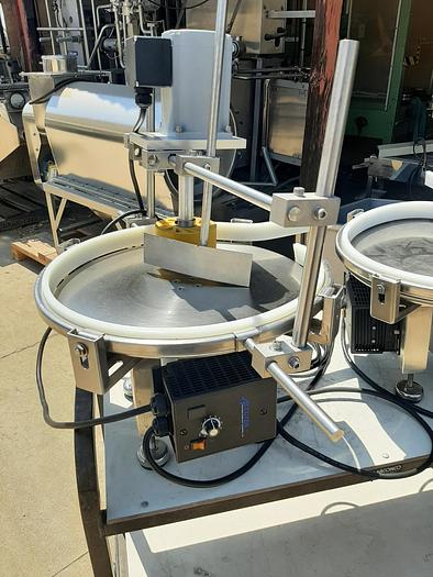 Used Labeler, Pressure Sensitive, Accutek, Mdl 24-SPS-104, Accumulation Tables #S744787