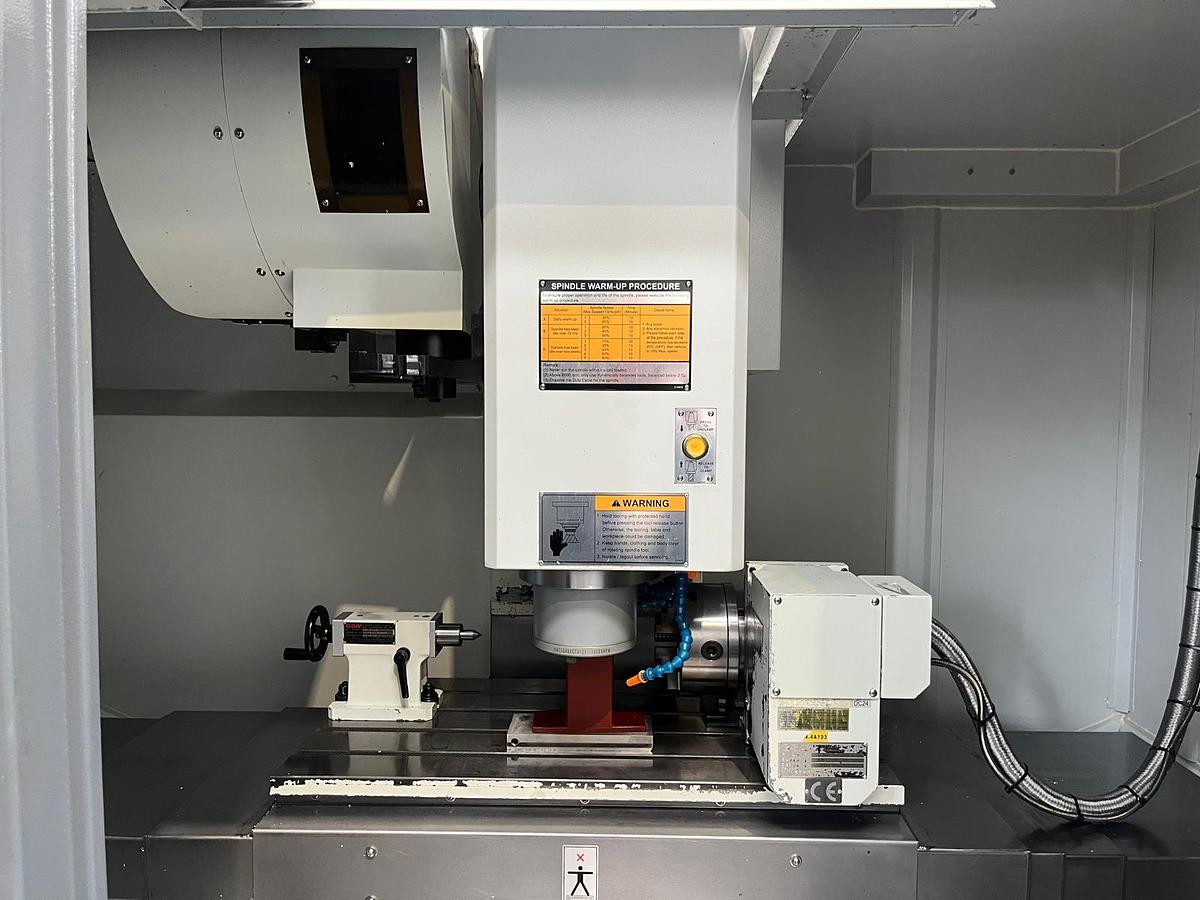 Used 2018 XYZ VMC 800-HD cmu/0516