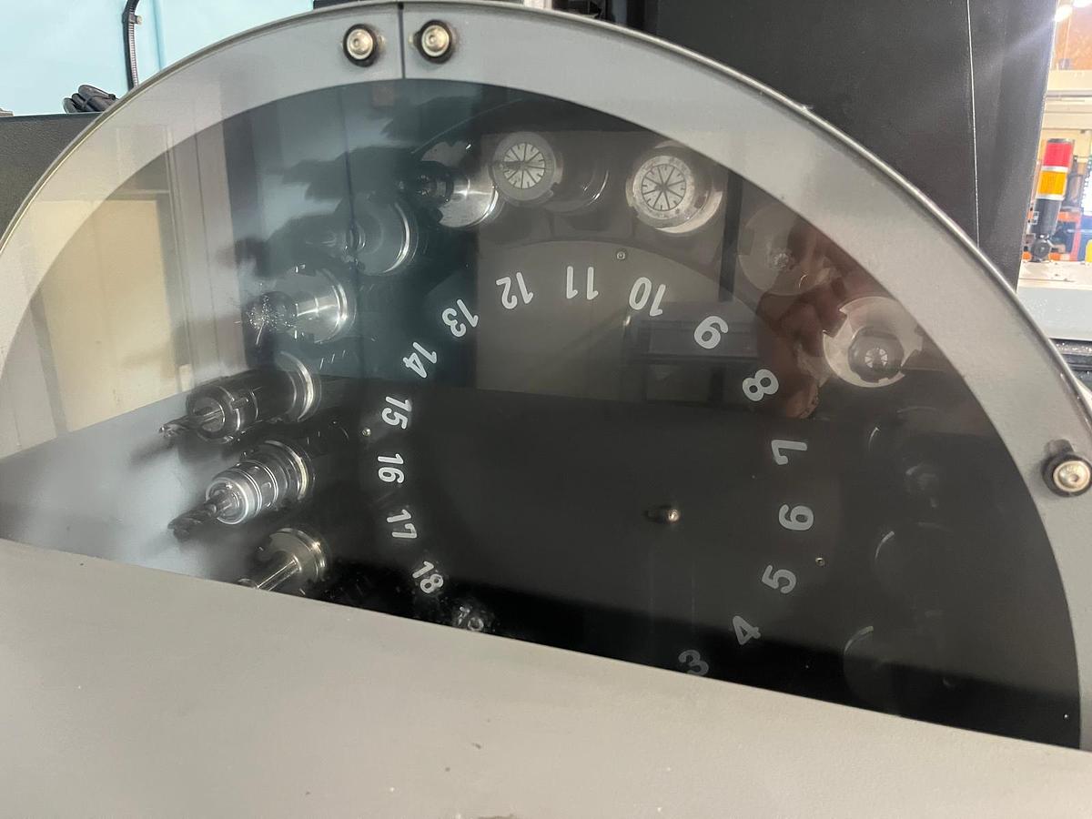 Used 2017 Hurco VM20i