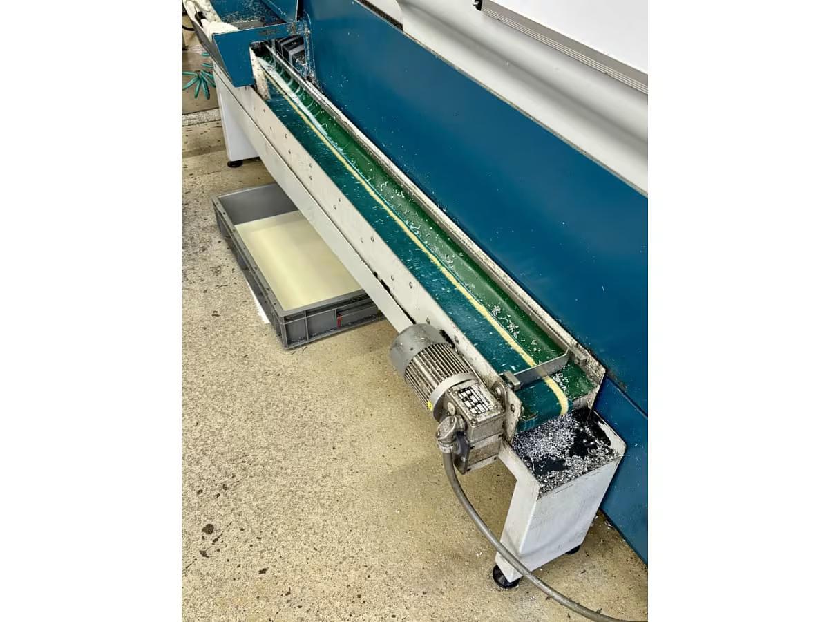 Used 2008 ROMI G30-M