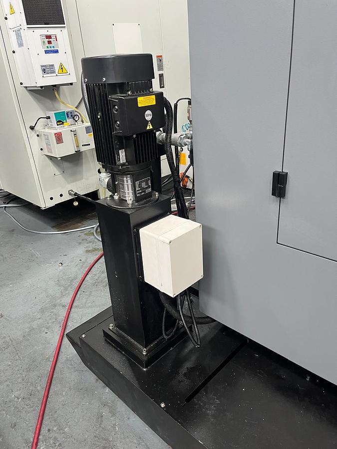 Used 2014 Hurco VM30i