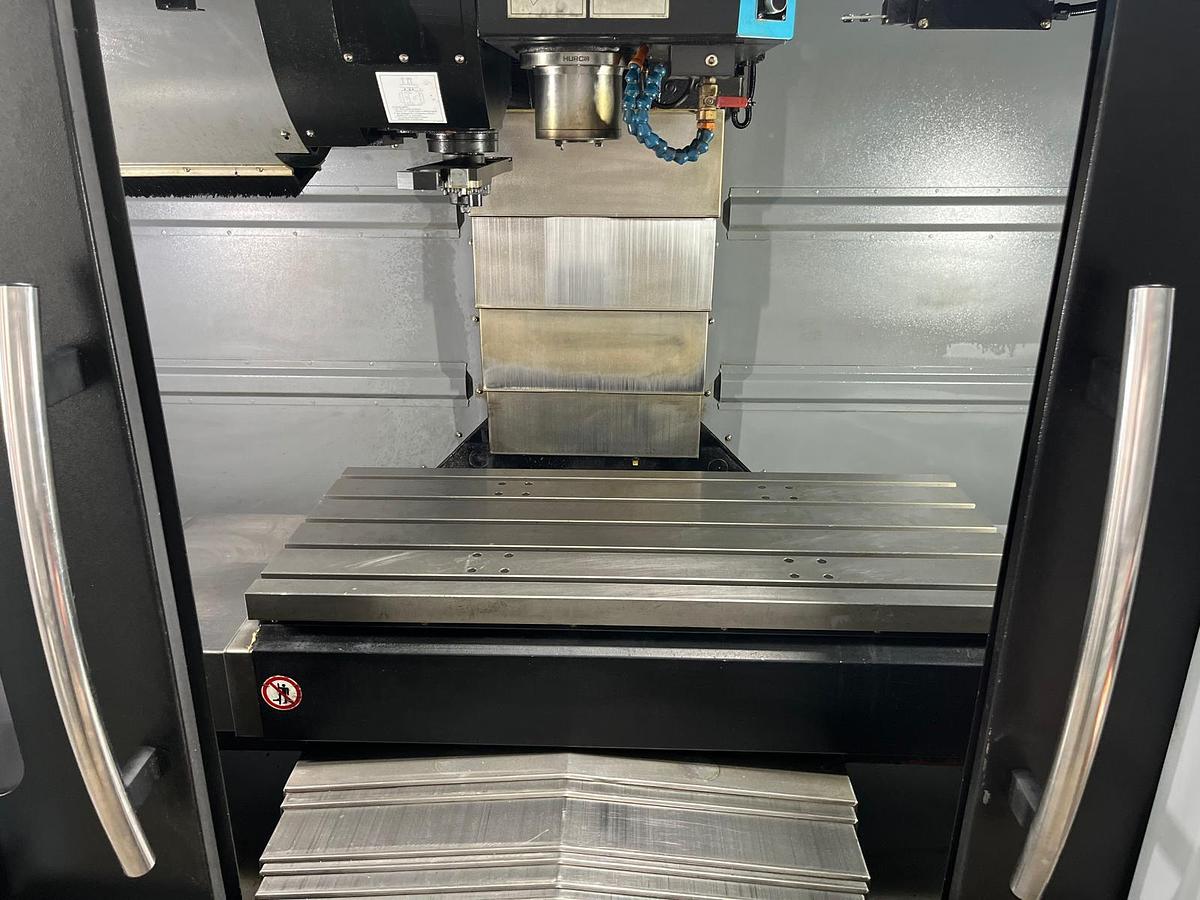 Used 2020 Hurco VM20i