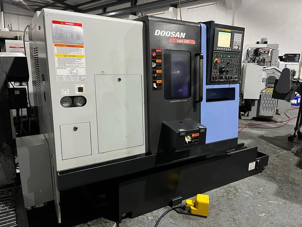 Used Doosan Lynx 220B