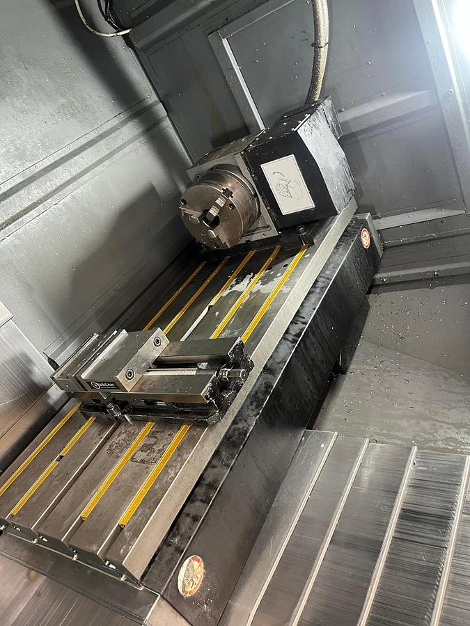 Used 2017 Hurco VM20i