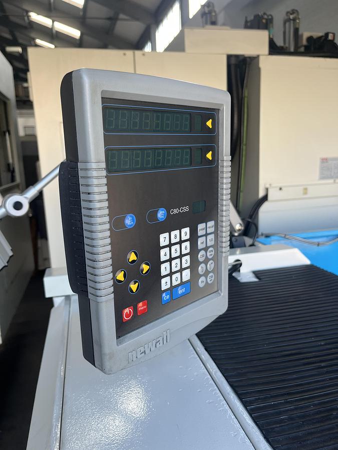 Used Colchester Triumph VS2500