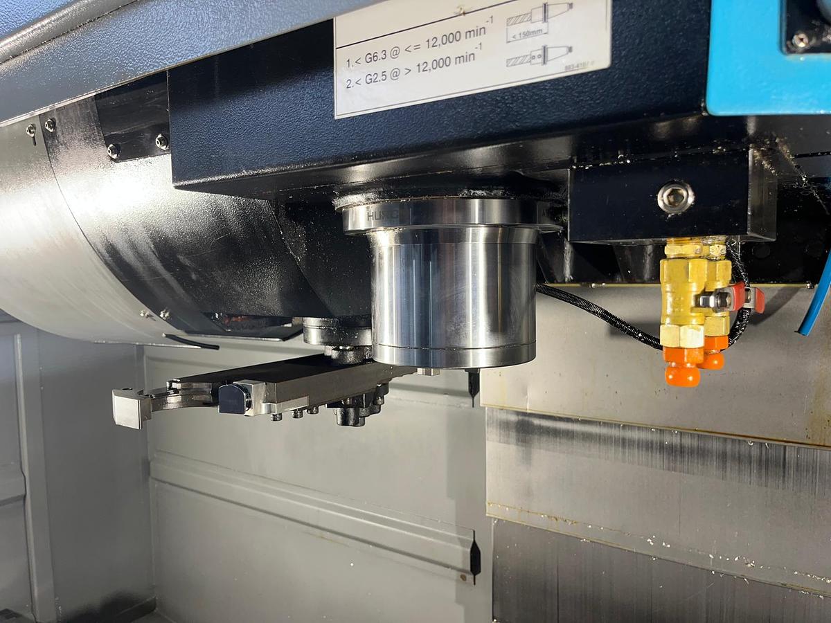 Used 2014 Hurco VM30i