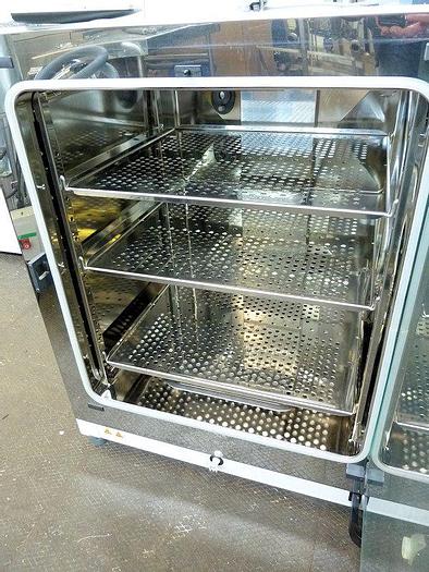 Used E 15009 E - Co2 Incubator THERMO FISHER HERACELL VIOS 250i