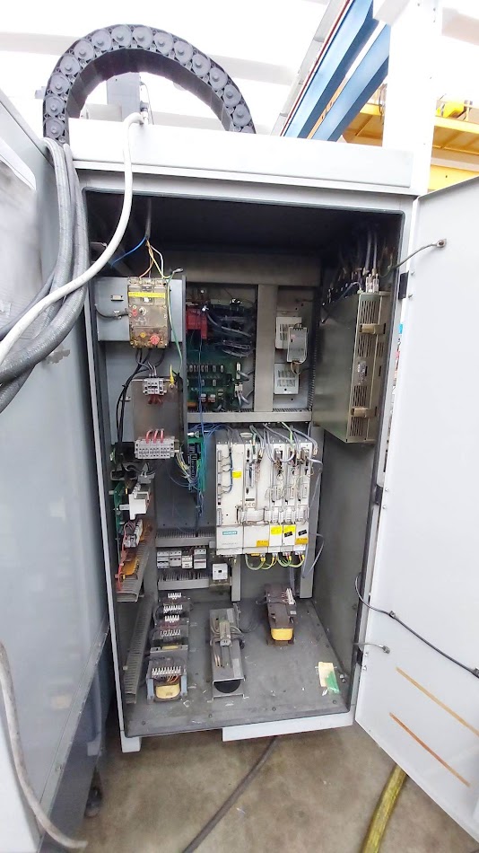 Used Bridgeport VMC 800