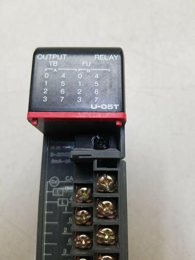 Used SIEMENS SIMATIC U-05T OUTPUT RELAY MODULE