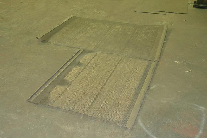 Used KEESTRACK COMBO SCREENS