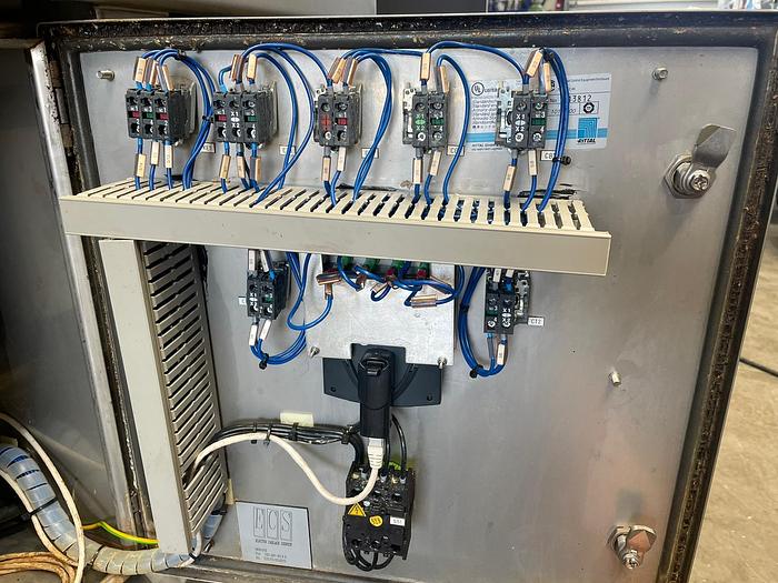 Gebruikt 2011 FAM Snijmachine/ snijder/ gevogelte & vlees, type: YURAN