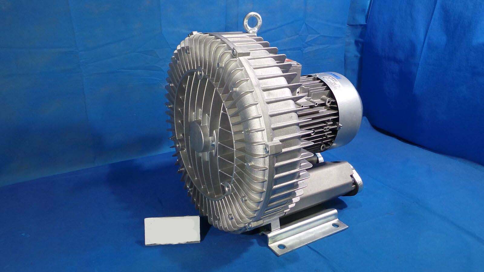 Used BUSCH SB0310D0H0UGXX Motor, SB0310D0H0UGXX / Motor Blower / 3~Motor IP55 / 50~60Hz /200~240V / 2,2kW