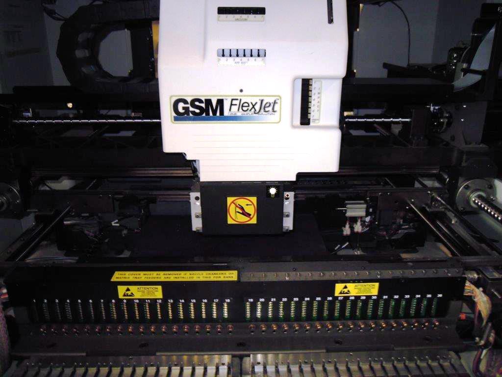 Used Universal Advantis AC72 chip placer