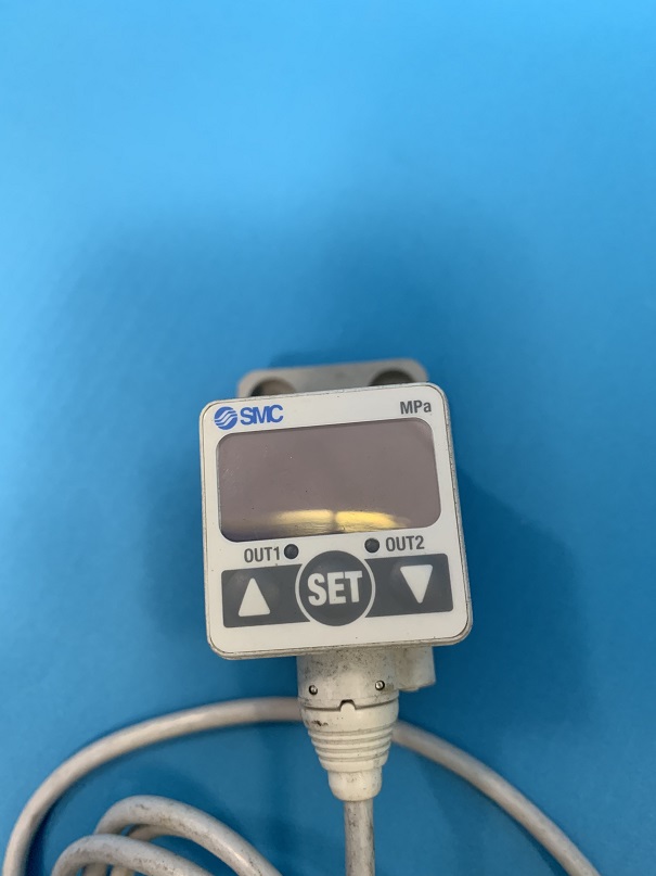 Used SMC Digital Pressure Switch ISE40-C6-62L