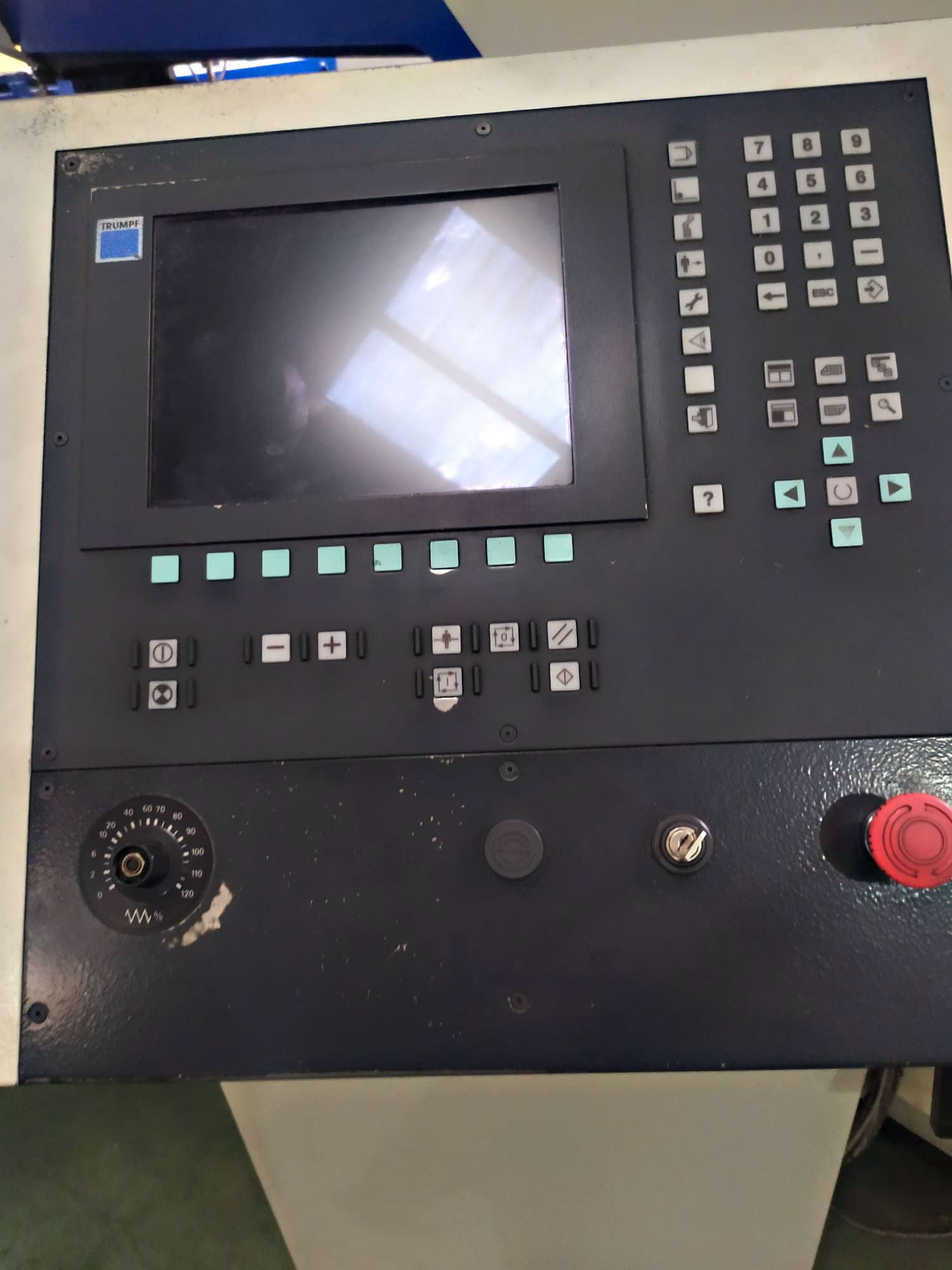 Used Trumpf Trumatic 2000R -  Punching Machine - 2001