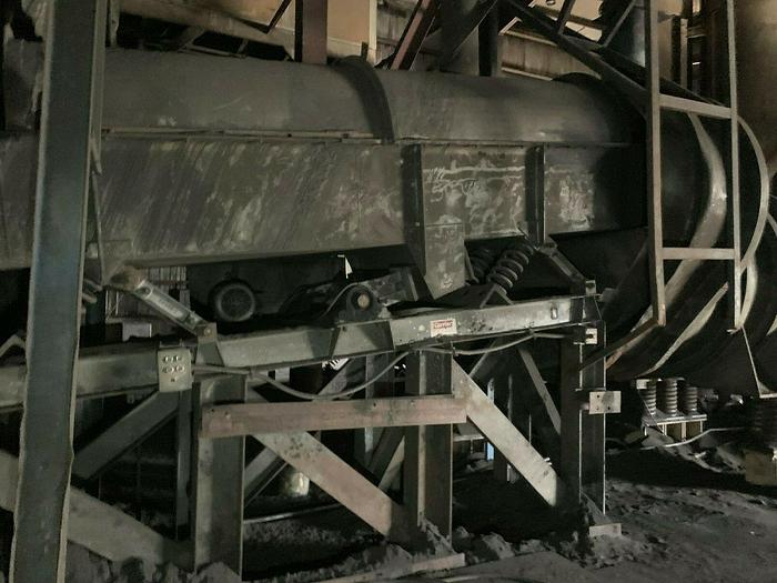 Used Carrier Barrel Horse Vibratory Shake Out Conveyor