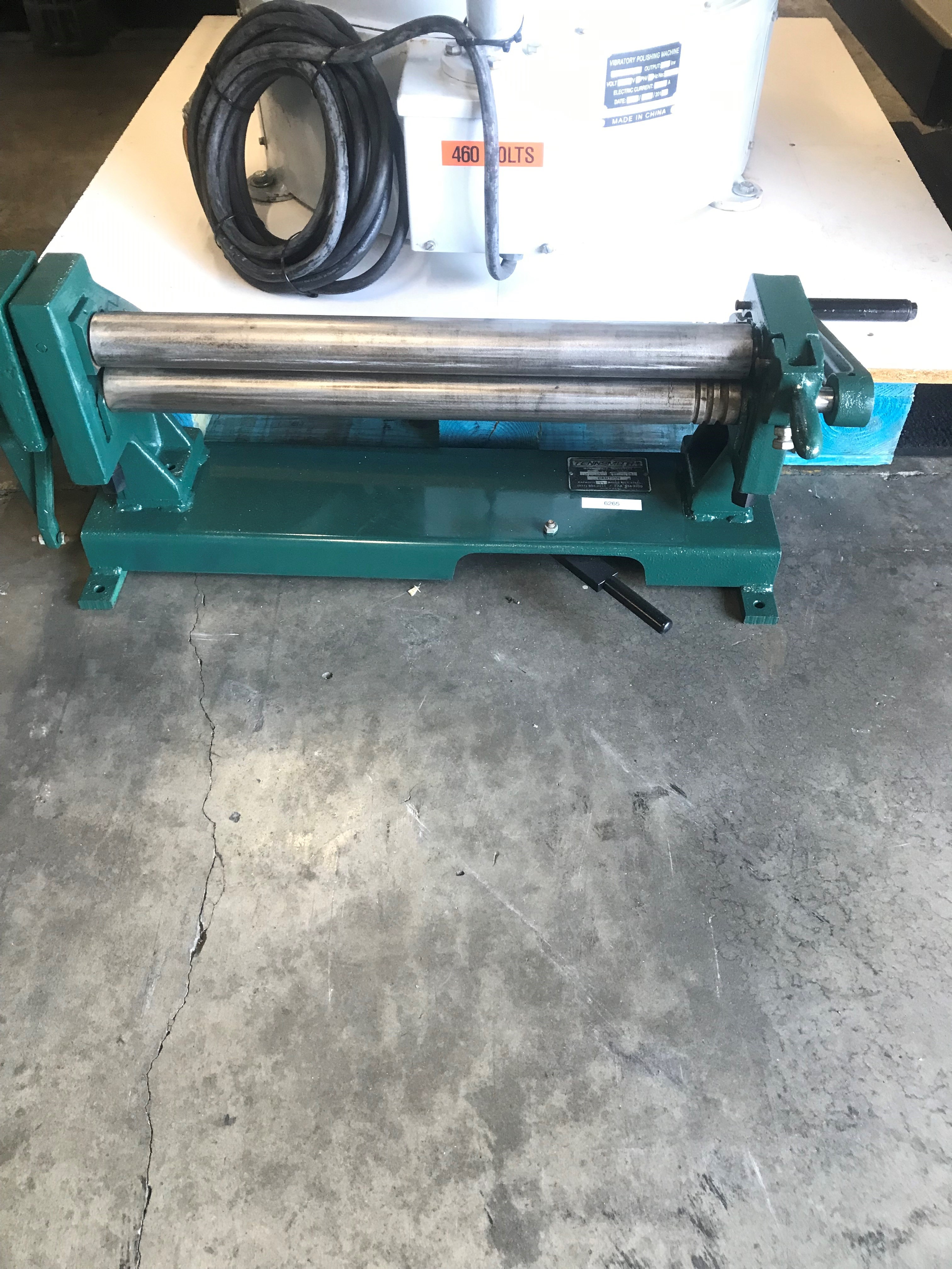 Used TENNSMITH SR24 24" SLIP ROLL WITH STAND 20 GAUGE #6265