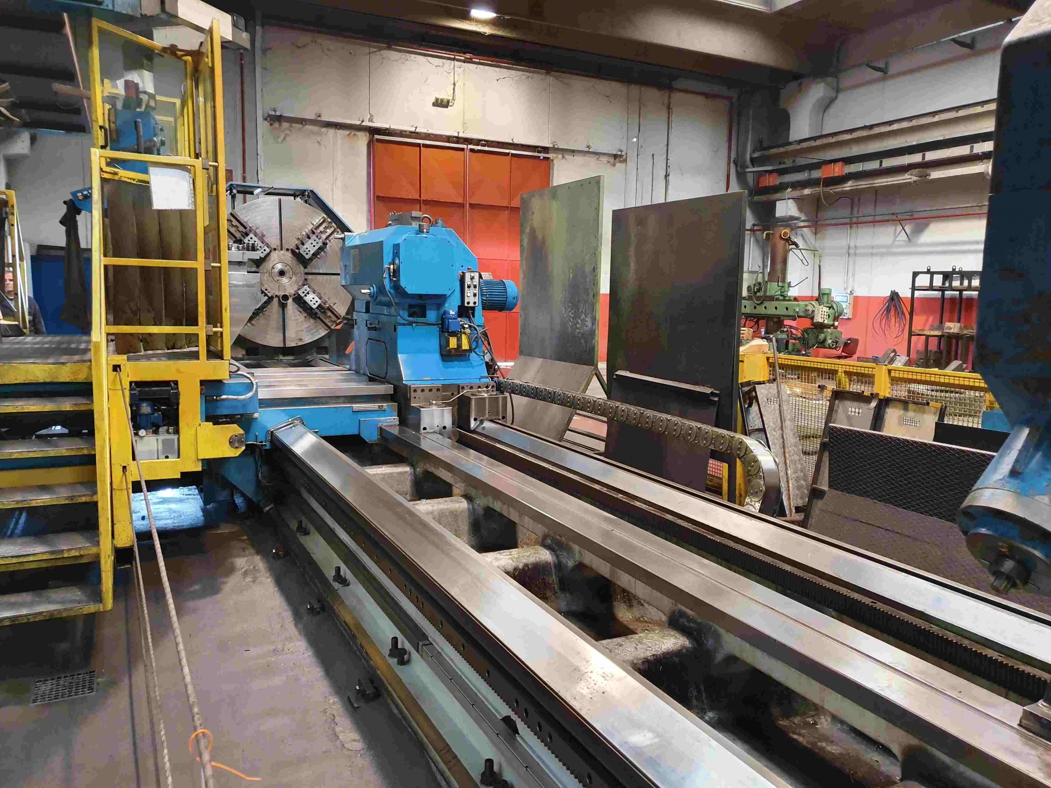 Usata TORNIO PARALLELO A TRE GUIDE TACCHI FTC 160 x 9000 CNC