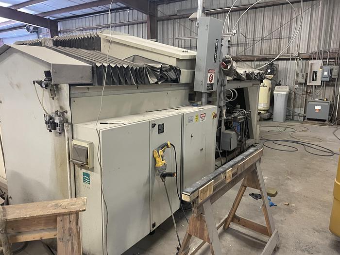 Used 2004 FLOW Integrated Flying Bridge CNC Waterjet