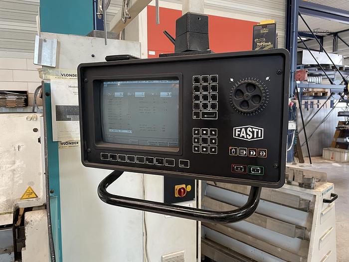 Gebruikt 2000 Fasti CNC zetbank (Verwacht)