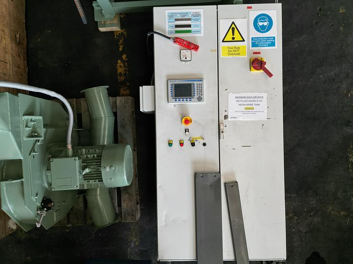 Used Blackfriars heavy duty granulator Model HD89