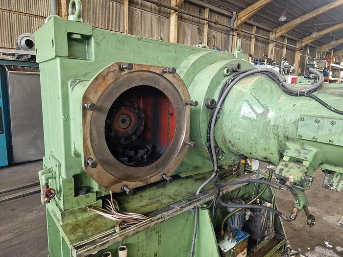 Used Berstorff 150mm dia PIN barrel coldfeed Rubber extruder