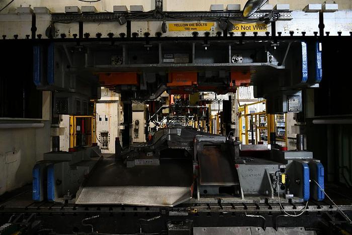 Used USI 1200 Ton Single Action Presses  S4 -1200 -180 -96  (6 of Available)