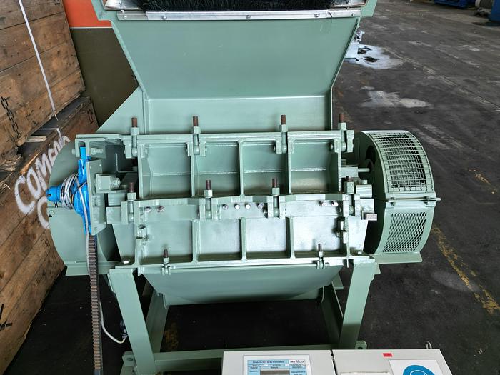 Used Blackfriars heavy duty granulator Model HD89