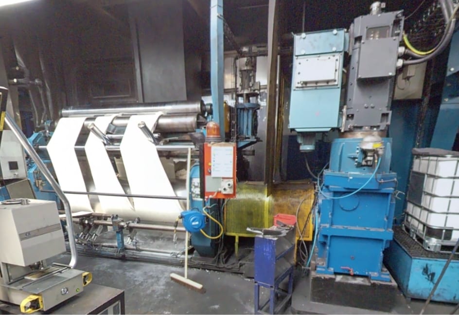 Used 2000 Bululuk 750mm dia x 2500mm Two Roll Mill and Stockblender