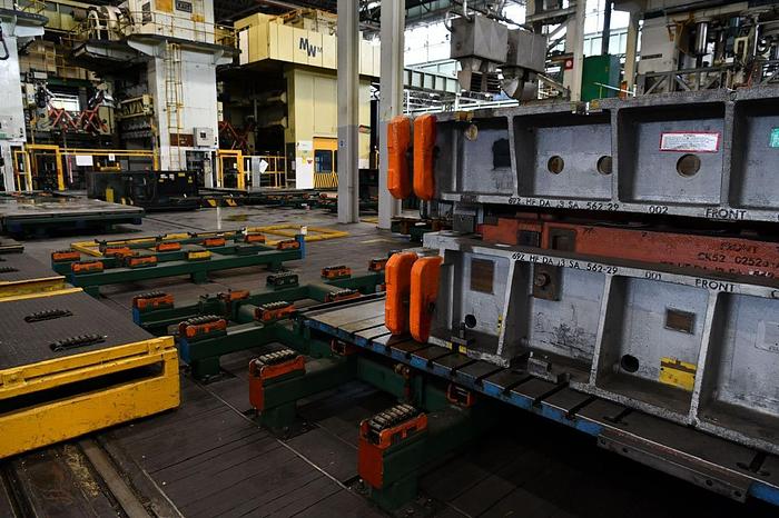 Used Muller Weingarten 2000 Tons  VK2000.50/25.110