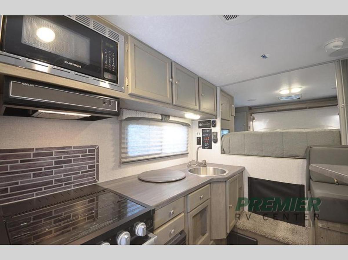 New 2025 Northwood Wolf Creek 910