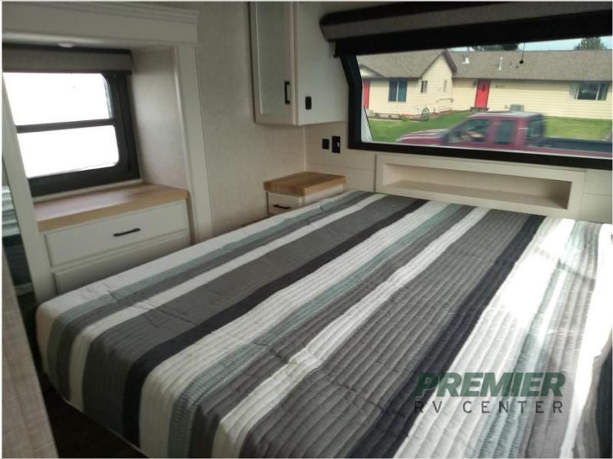 New 2024 Jayco Eagle 28.5RSTS