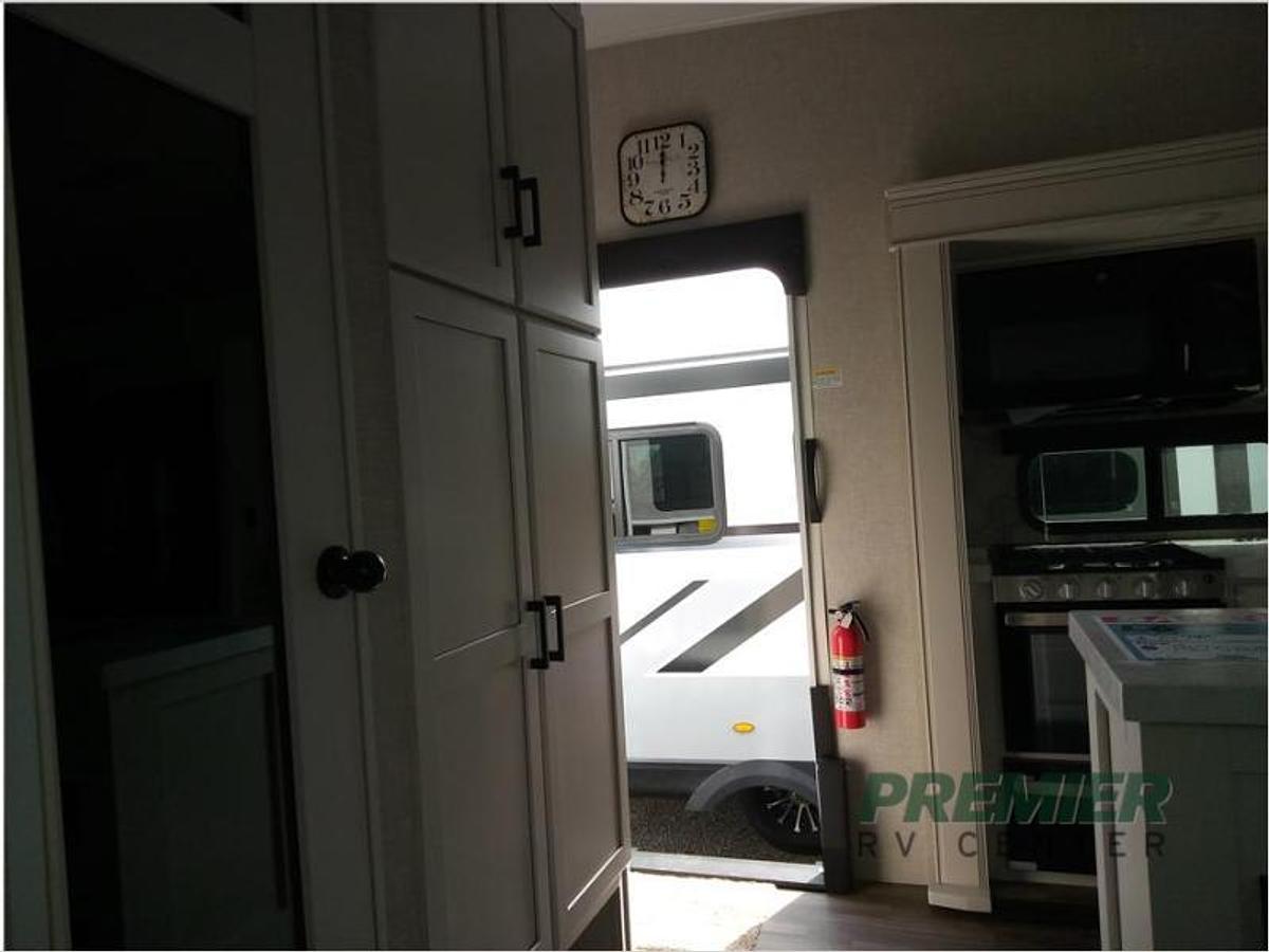 New 2024 Jayco Eagle 321RSTS
