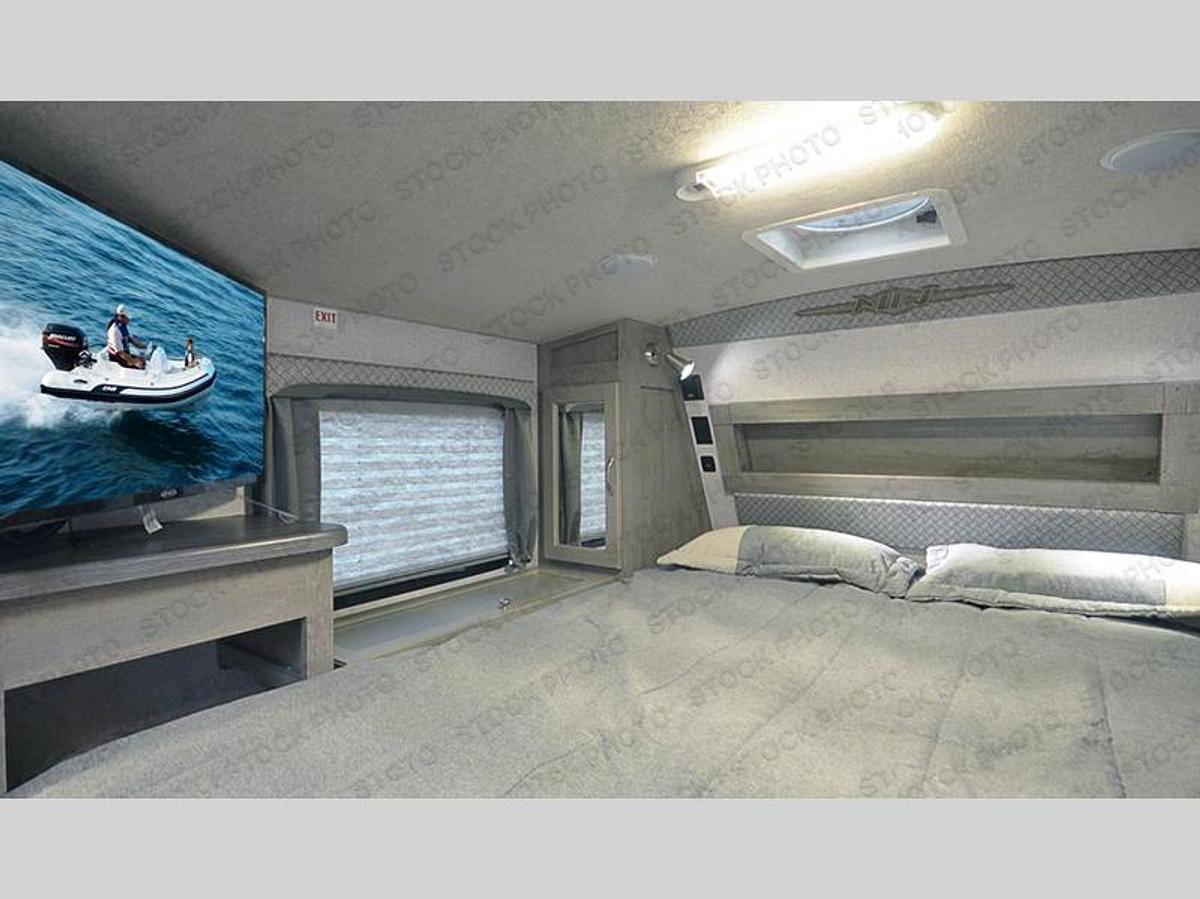 New 2026 Northwood Arctic Fox Camper 811