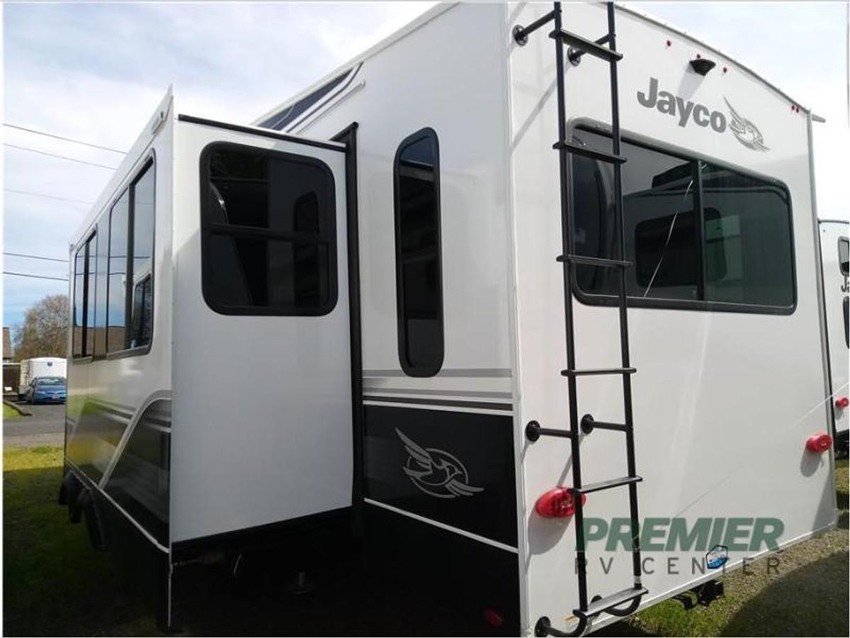 New 2024 Jayco Eagle 321RSTS