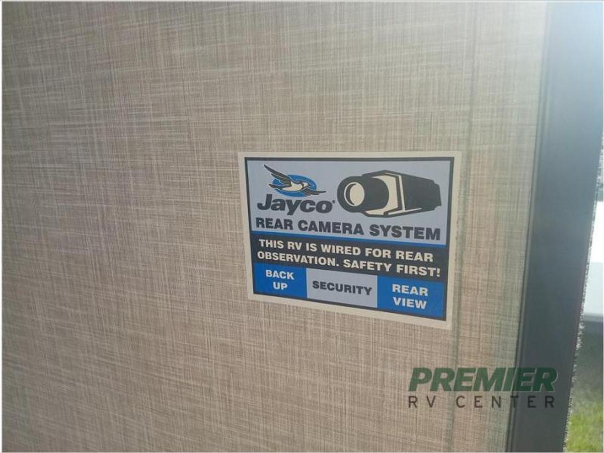 New 2024 Jayco Jay Feather 29QBH