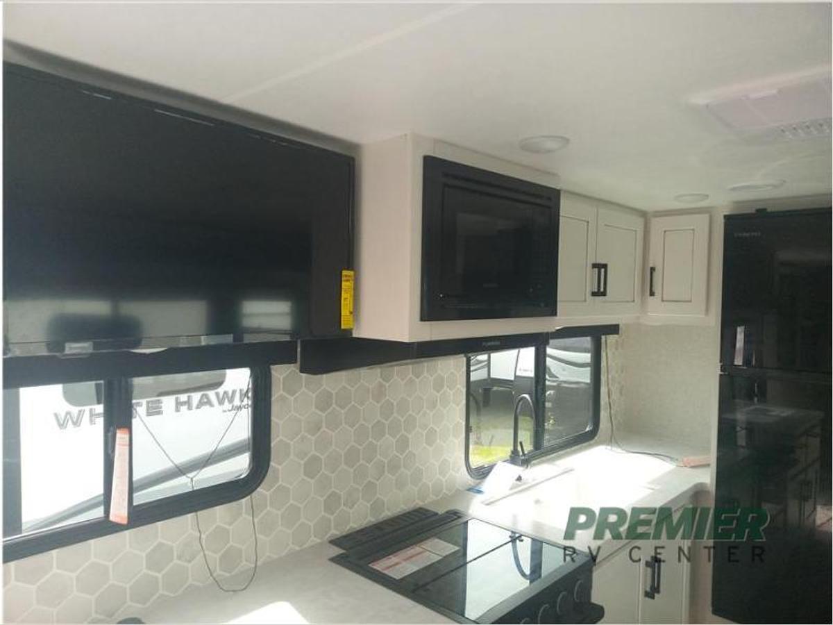New 2024 Jayco Jay Feather 29QBH