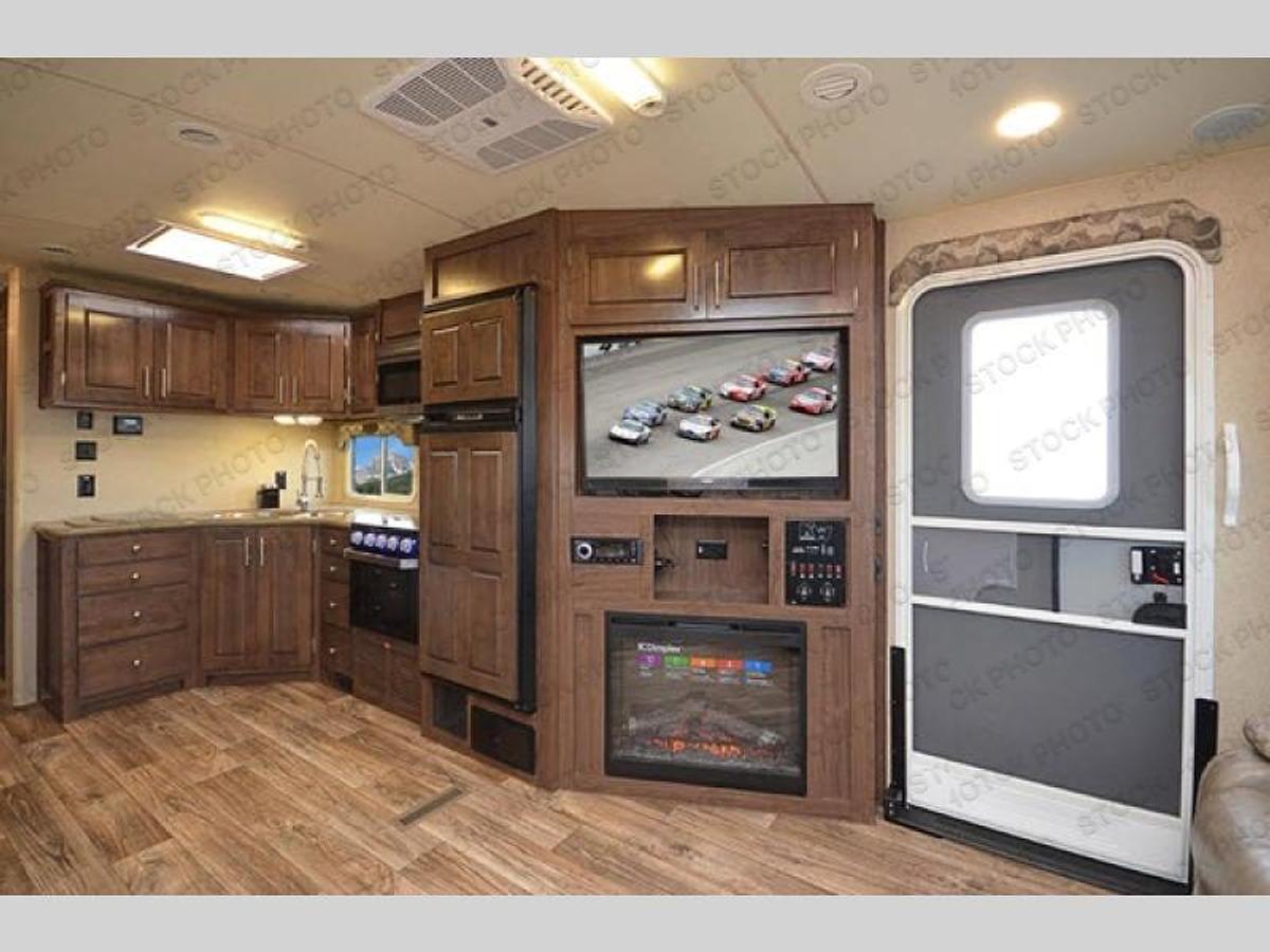 Used Used 2022 Northwood Arctic Fox North Fork 32A