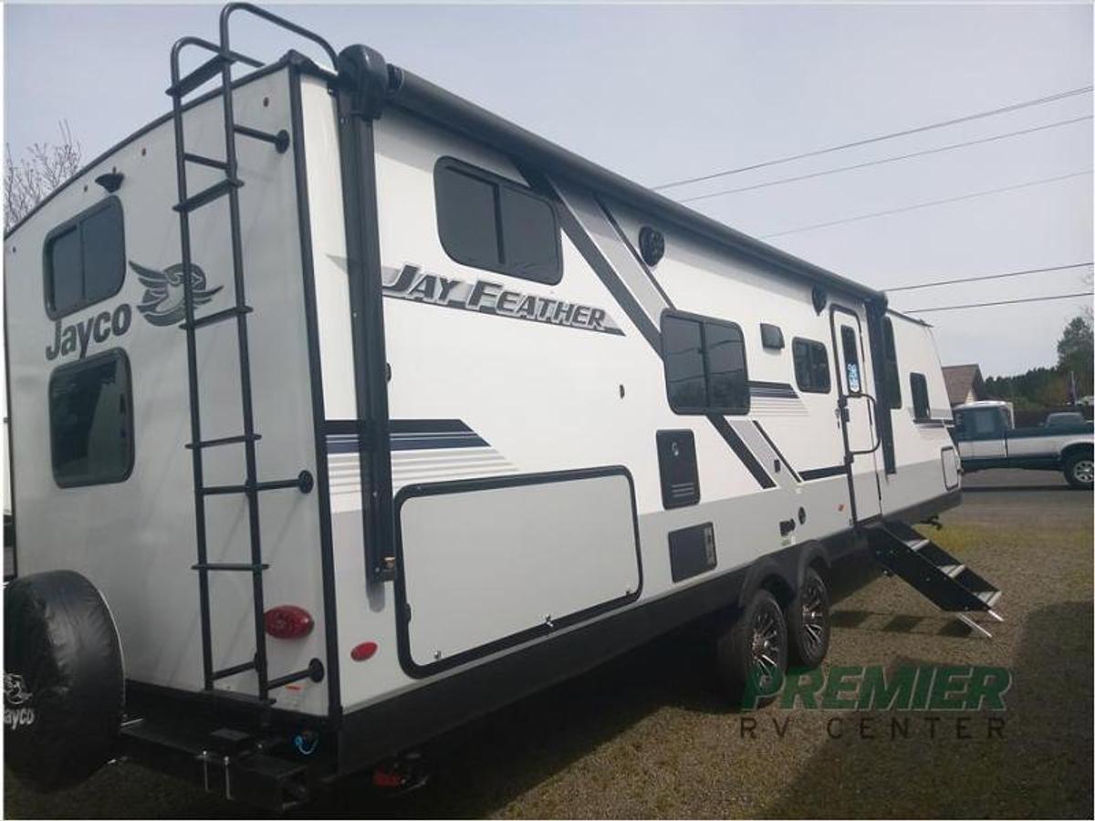 New 2024 Jayco Jay Feather 29QBH
