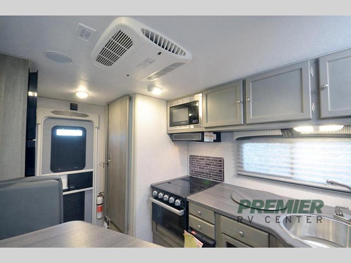 New 2025 Northwood Wolf Creek 910