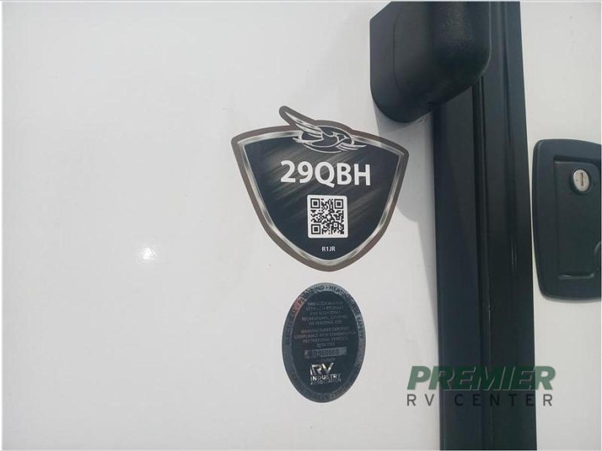 New 2024 Jayco Jay Feather 29QBH
