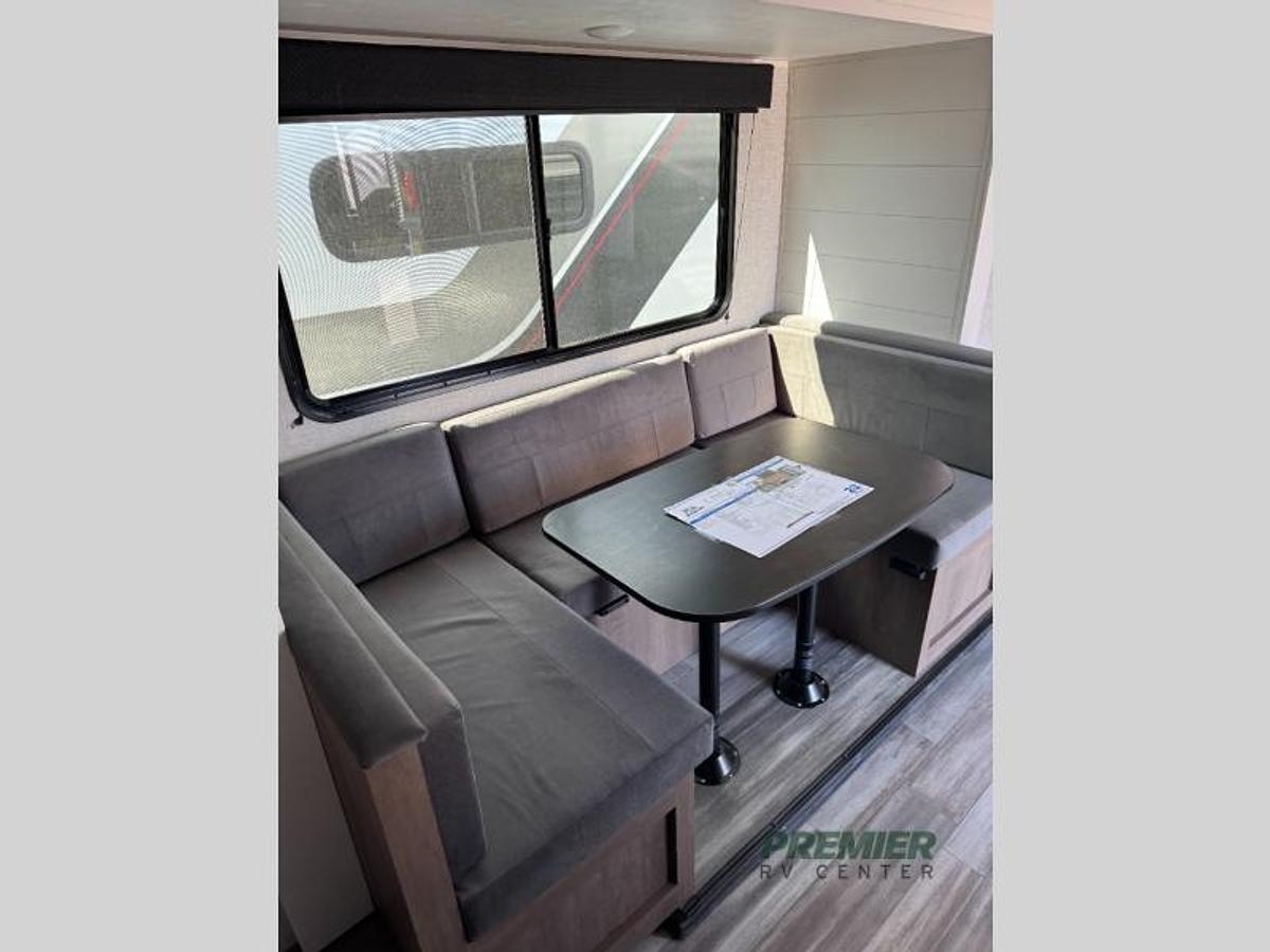 New 2025 Jayco Jay Flight SLX 197MBW