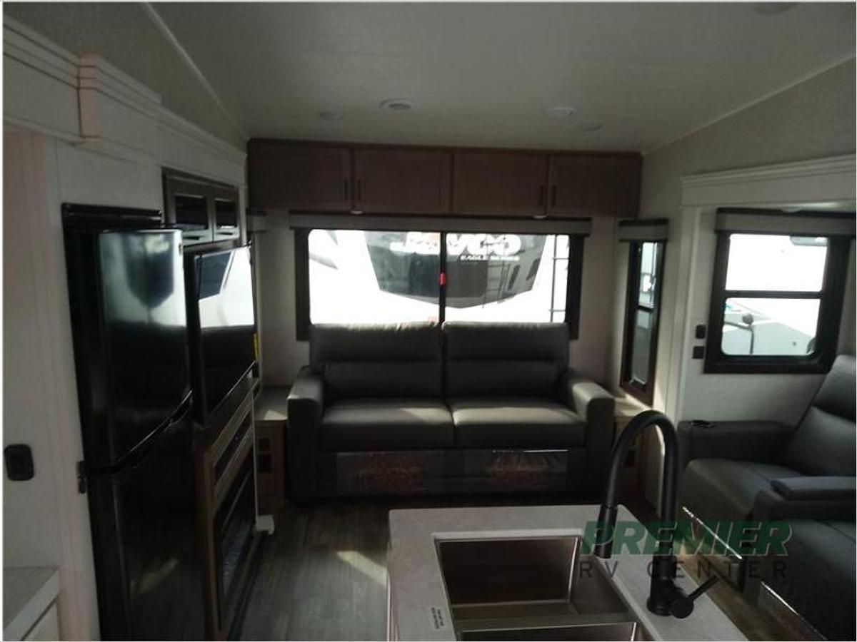 New 2024 Jayco Eagle 28.5RSTS