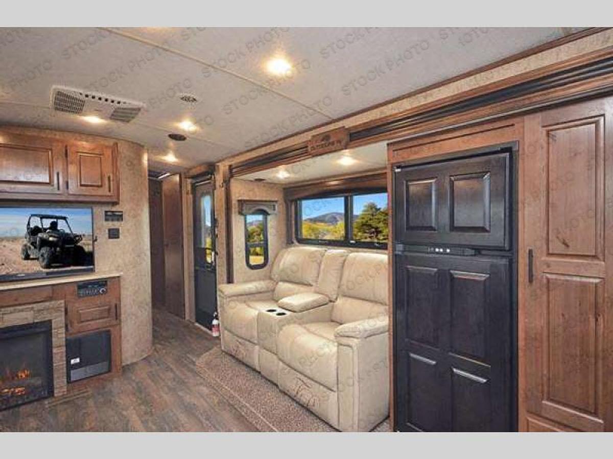 Used Used 2022 Outdoors RV Black Stone Titanium Series 280KVS