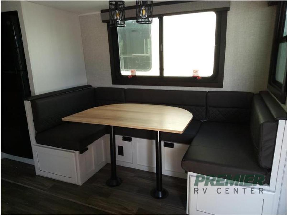 New 2024 Jayco Eagle HT 29DDB
