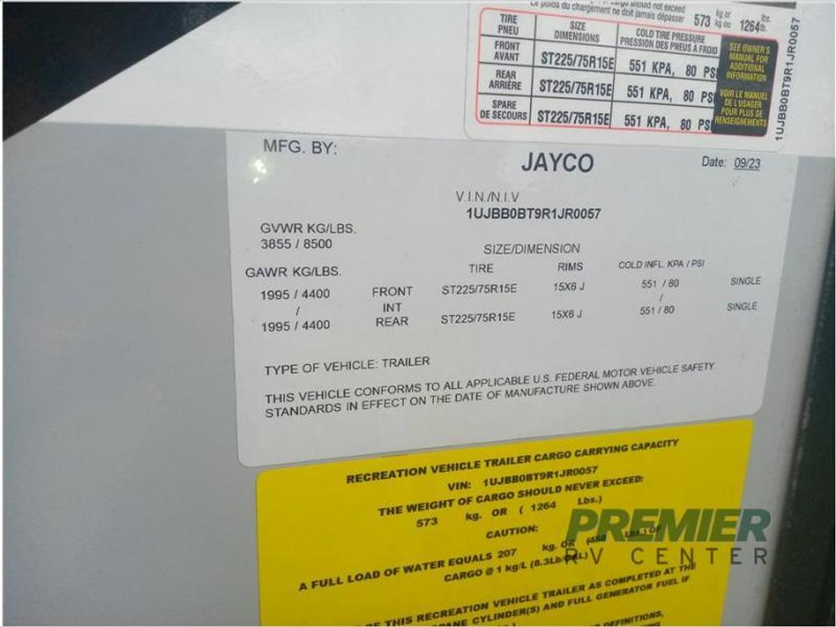 New 2024 Jayco Jay Feather 29QBH