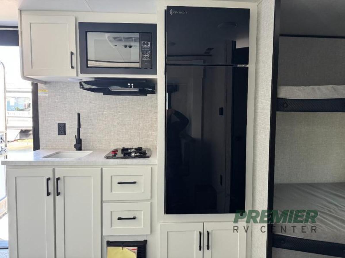 New 2025 Jayco Jay Flight SLX 197MBW