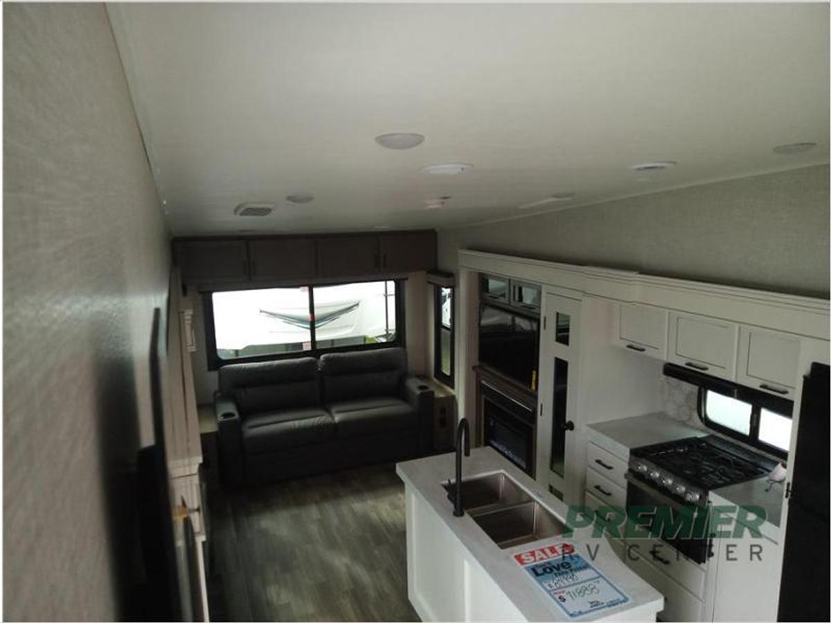 New 2024 Jayco Eagle HT 29RLC