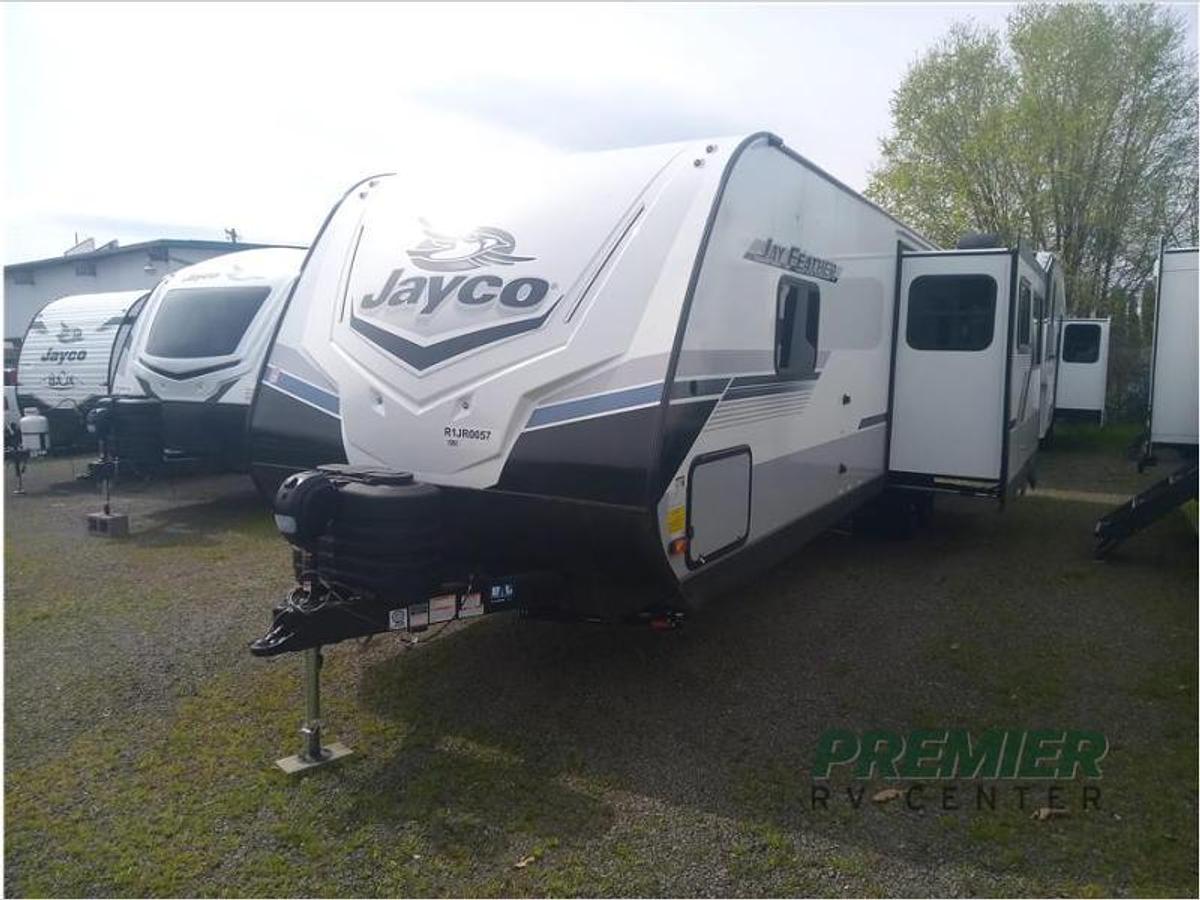 New 2024 Jayco Jay Feather 29QBH