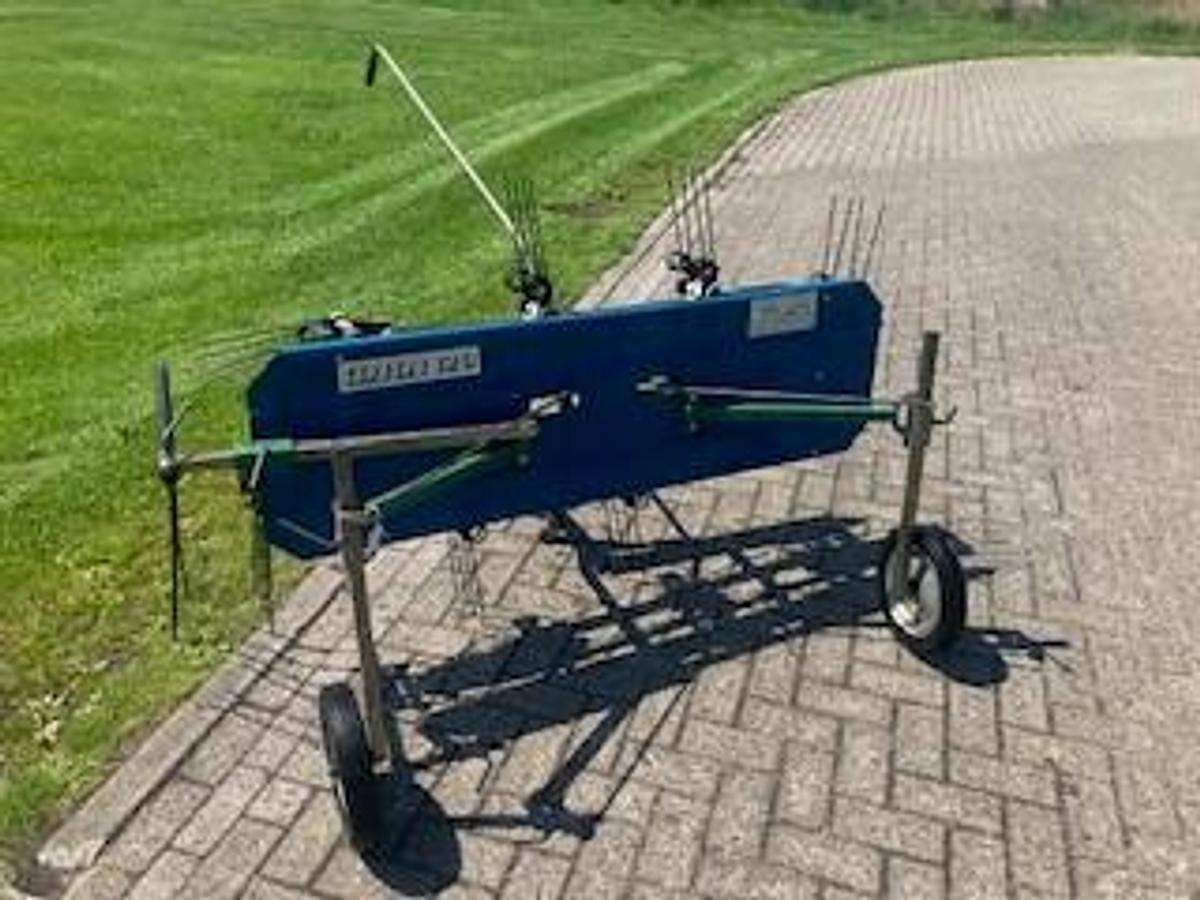 Used Hooischudder/ Bandhooier Molon gebruikt